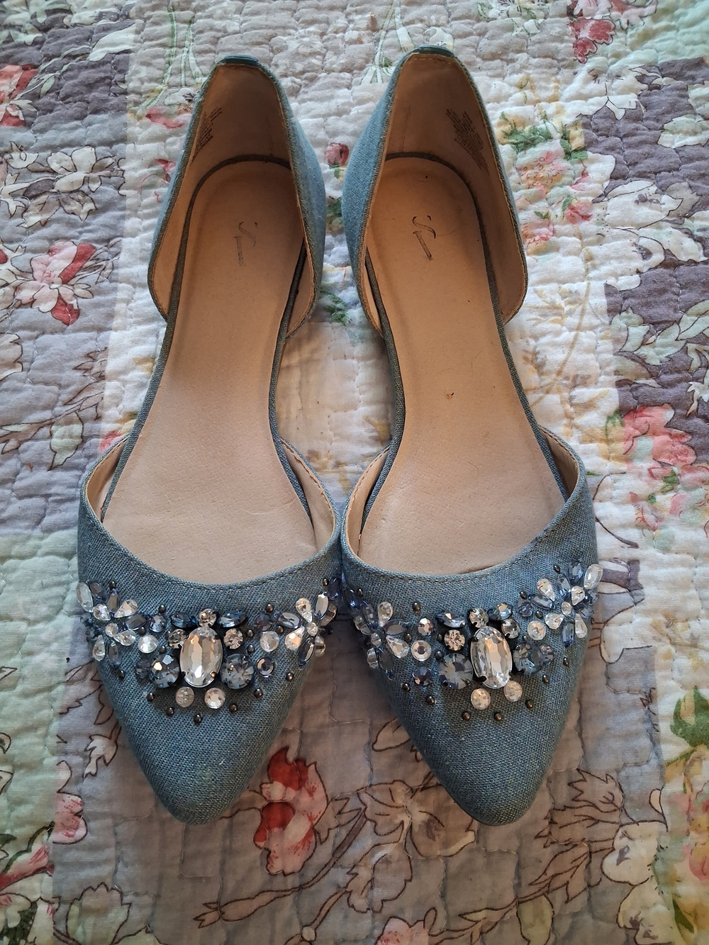 Simply Vera Wang Size 7 Embellished Denim Pointed Toe Flats - Blue